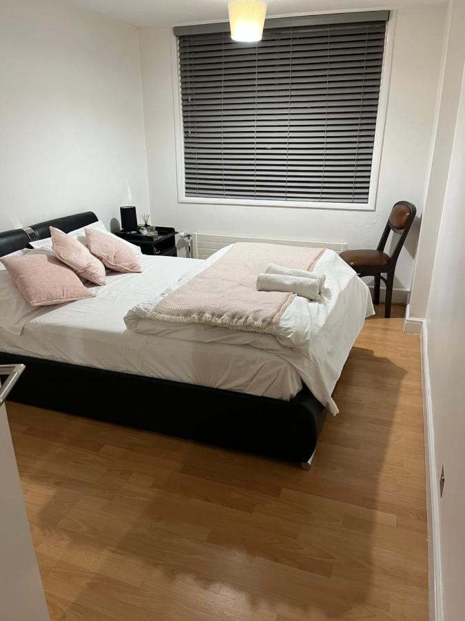 Lovely 3 Bedroom Family Home In Central London Kültér fotó
